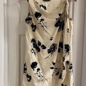 Cream/Navy floral dress